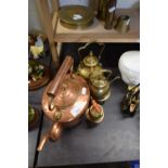 COPPER KETTLE AND THREE SMALL BRASS KETTLES