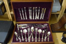 BOX CONTAINING QUANTITY OF SILVER PLATED CUTLERY MANUFACTURED BY VINERS