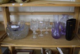 QUANTITY OF GLASS WARES, BOWLS, WINE GLASSES ETC