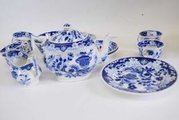 Part early 19th century Hilditch tea set in the Covered Vase pattern (two saucers a/f, one cup a/