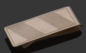 9ct gold money clip, plain polished with engine turned decorated bands to front only, 50 x 12mm,