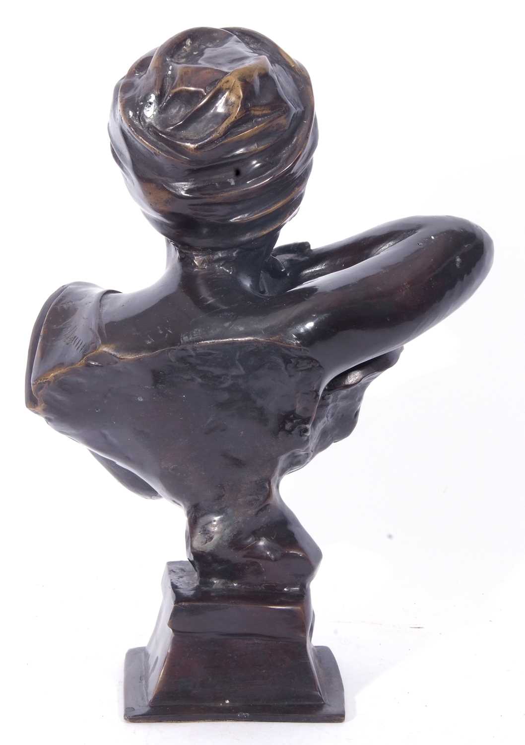After Emmanuel Villanis Rebecca au Puits, a bronze bust of a young lady leaning upon an amphora rim, - Image 5 of 8