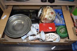 BOX OF MIXED ITEMS TO INCLUDE DESK STAND, BISCUIT BARREL, PEWTER TAZZA ETC