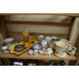 MIXED LOT VARIOUS ASSORTED CERAMICS TO INCLUDE AINSLEY PEMBROKE PATTERN VASES AINSLEY 25TH