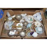ONE BOX OF VARIOUS ASSORTED CERAMICS PEWTER WARES SILVER PLATED ITEMS ETC
