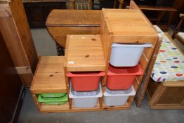 MODERN PINE STORAGE RACK WITH PULL OUT PLASTIC TRAYS, 94CM WIDE