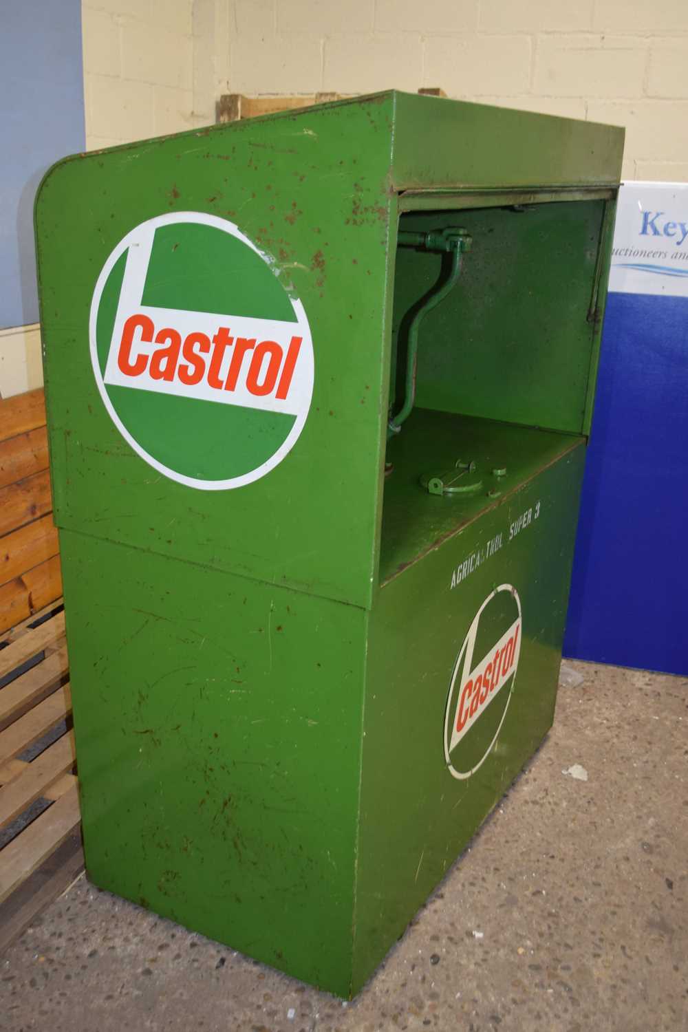 vintage Castrol oil dispenser pump cabinet - Image 5 of 7