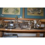 MIXED LOT OF VARIOUS SILVER PLATED WARES TO INCLUDE TEA SET, TOAST RACK, SUGAR SIFTER, GRAVY BOAT,