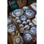 QUANTITY OF BOOTH'S REAL OLD WILLOW PATTERN TABLE WARES