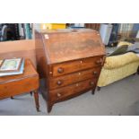 VICTORIAN MAHOGANY THREE DRAWER BUREAU, 91CM WIDE