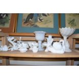 MIXED LOT TO INCLUDE A RANGE OF CROWN STAFFORDSHIRE BLANC DE CHINE FLORAL AND BIRD ORNAMENTS PLUS