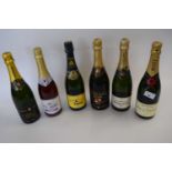 MIXED LOT: 1 BOTTLE OF MOET & CHANDON BRUT IMPERIAL CHAMPAGNE, 1 BOTTLE OF HEIDSIECK MONOPOLE BLUE