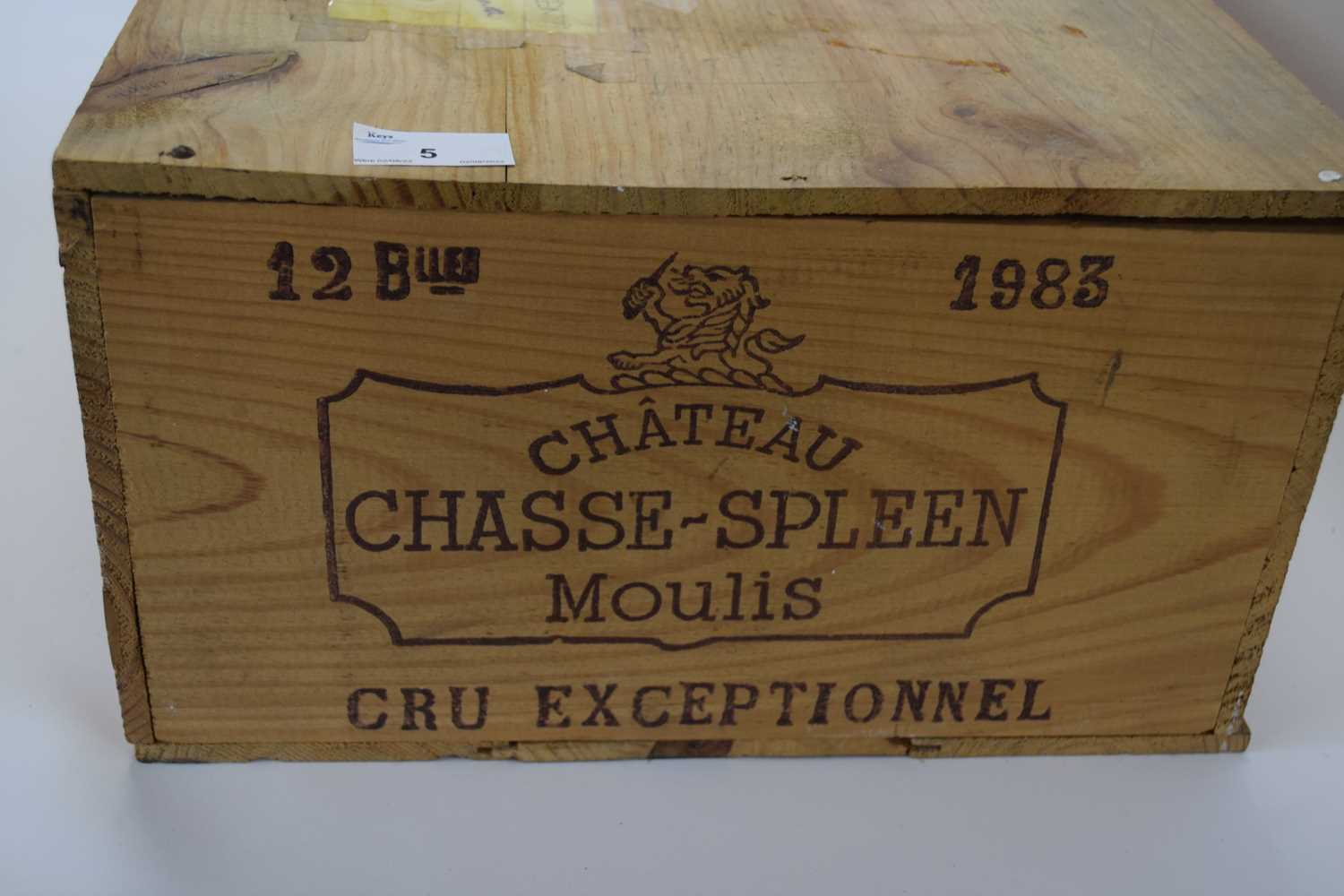Twelve bottles Chateau Chasse-Spleen Moulis Cru Exceptionnel 1983 with original wooden case - Image 2 of 3