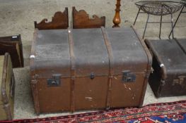 BROWN CANVAS COVERED AND WOOD BOUND TRAVEL TRUNK, 80CM WIDE