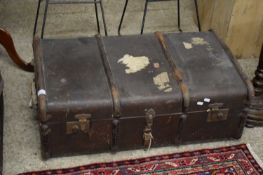 SHALLOW BROWN METAL BOUND TRAVEL TRUNK, 86CM WIDE