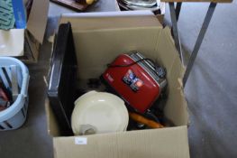 BOX OF MIXED KITCHEN WARES TO INCLUDE A RUSSELL HOBBS TOASTER