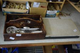 CUTLERY BOX CONTAINING VARIOUS LOOSE CUTLERY AND KITCHEN WARES TOGETHER WITH AN ARTHUR PRICE CASE OF
