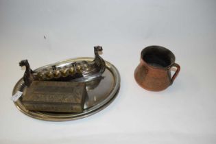 MIXED METAL WARES TO INCLUDE SILVER PLATED TRAYS, VIKING BOAT, FLOWER VASE ETC