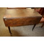 VICTORIAN MAHOGANY DROP LEAF PEMBROKE TABLE, 101CM WIDE