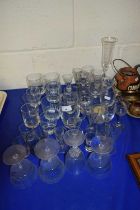 VARIOUS MIXED DRINKING GLASSES AND OTHERS