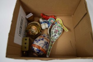 MIXED LOT OF CHINESE PORCELAIN RICE SPOONS, SATSUMA COVERED TRINKET BOX, SMALL BALUSTER VASE ETC