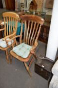 ELM SEATED WINDSOR CHAIR (A/F)