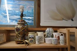 MIXED CERAMICS TO INCLUDE TABLE LAMP, PORTMEIRION VASE AND OTHER ITEMS