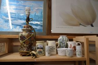 MIXED CERAMICS TO INCLUDE TABLE LAMP, PORTMEIRION VASE AND OTHER ITEMS