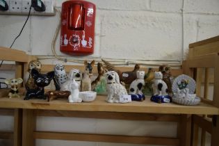 VARIOUS MIXED SMALL ORNAMENTS TO INCLUDE STAFFORDSHIRE STYLE DOGS