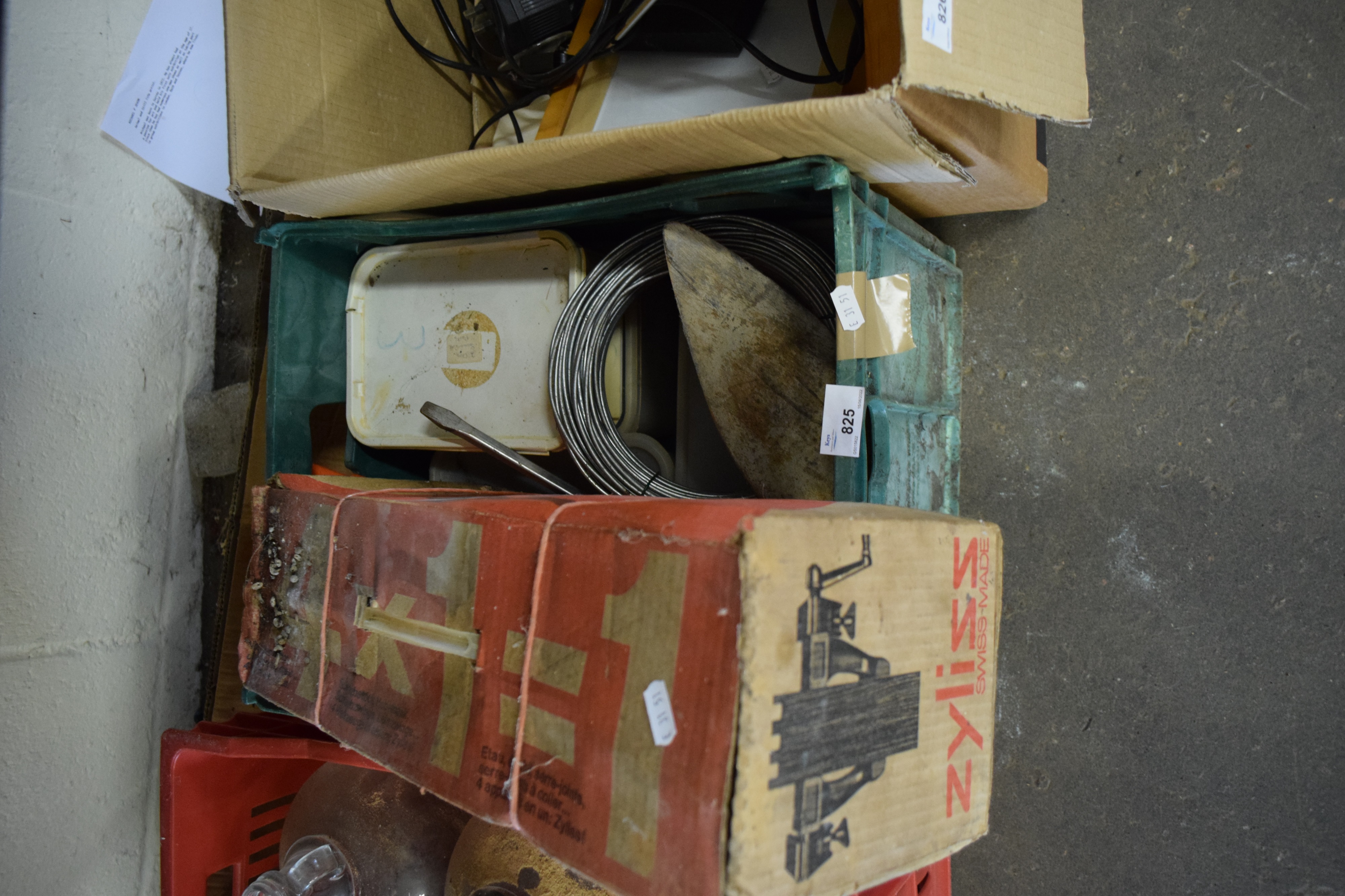 ONE BOX OF MIXED GARAGE CLEARANCE ITEMS