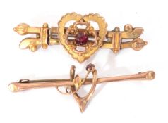 Mixed Lot: wishbone brooch highlighted with a small amethyst, stamped 9ct (a/f), together with a