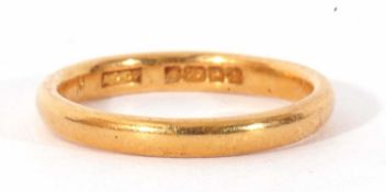 22ct gold wedding ring of plain polished design, Birmingham 1935, g/w 3.4gms, size L