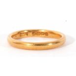 22ct gold wedding ring of plain polished design, Birmingham 1935, g/w 3.4gms, size L