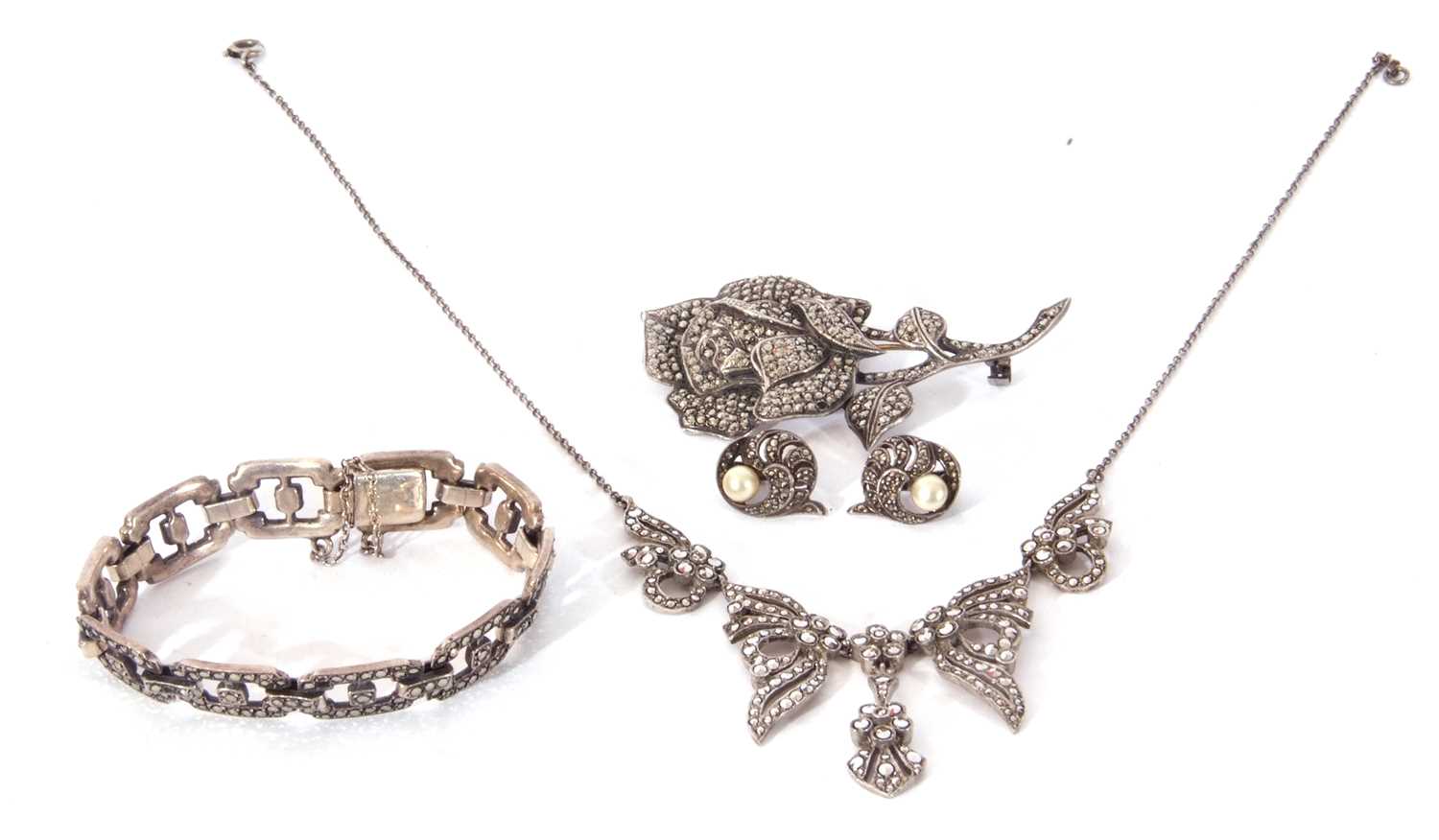 Mixed Lot: vintage marcasite articulated necklace, stamped 'silver', a vintage floral marcasite - Image 2 of 4