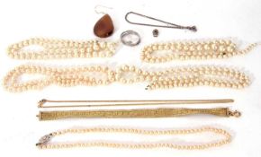 Mixed lot of simulated pearls, pear shaped drop pendants etc