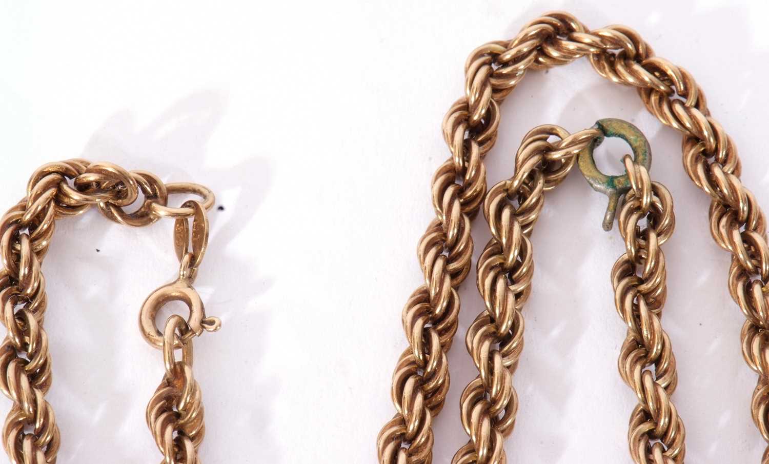 9ct gold rope twist chain (broken) suspending a 9ct gold ring, g/w 13.8gms - Image 3 of 4