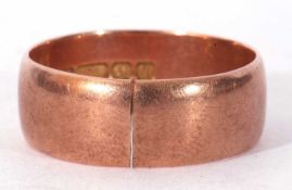9ct gold wide band wedding ring (cut), Birmingham 1915, 6.7gms (a/f)
