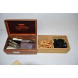 WOODEN CHESS SET AND SMALL BOX CONTAINING VARIOUS POCKET KNIVES