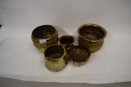 VARIOUS MIXED SMALL BRASS AND COPPER JARDINIERES AND BOWLS