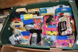 BOX OF MIXED TOY VEHICLES
