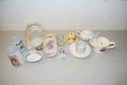 MIXED LOT: VARIOUS ASSORTED CHINA AND GLASSWARES TO INCLUDE GEORGE VI CORONATION BOWL, SHAVING