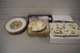 MIXED LOT, VARIOUS DECORATED PLATES AND OTHER ITEMS