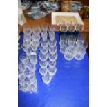 LARGE MIXED LOT 20TH CENTURY CUT GLASS DRINKING GLASSES AND OTHERS