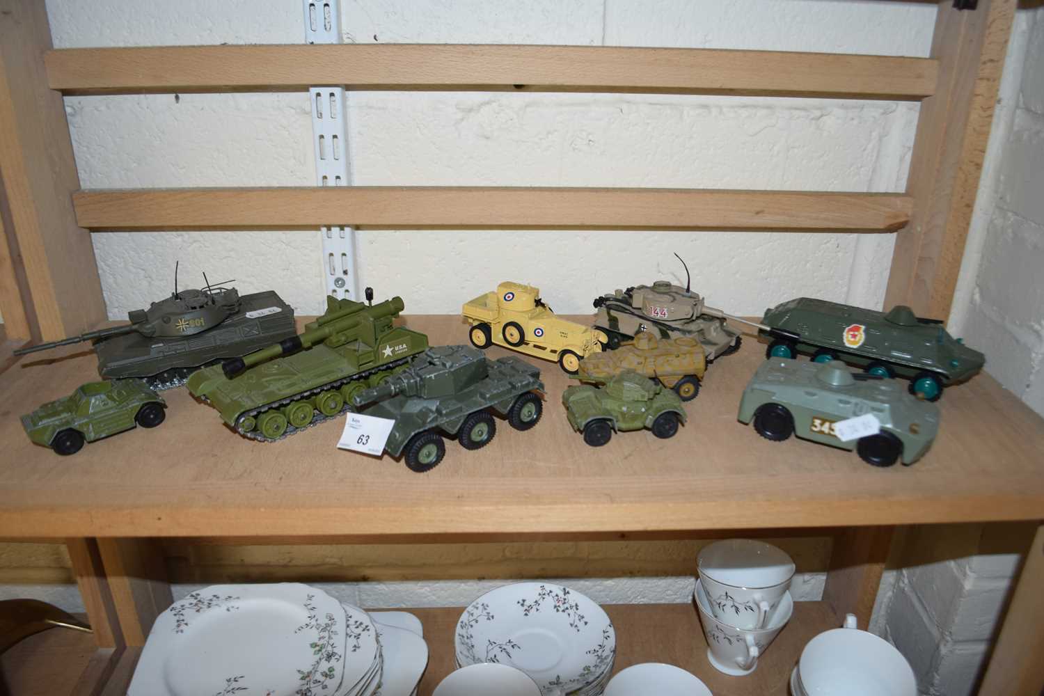 A COLLECTION OF DYE CAST AND OTHER TOY MILITARY VEHICLES TO INCLUDE DINKY