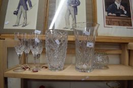 MIXED LOT: MODERN LEAD CRYSTAL DRINKING GLASSES AND FURTHER VASES