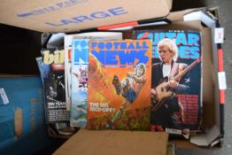 BOX OF MIXED VINTAGE MAGAZINES TO INCLUDE MUSIC AND BIKE INTEREST
