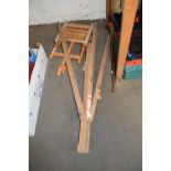 2 FOLDING ARTISTS EASELS