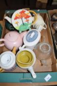 BOX OF VARIOUS ASSORTED TEAPOTS TO INCLUDE WEDGEWOOD AND OTHERS