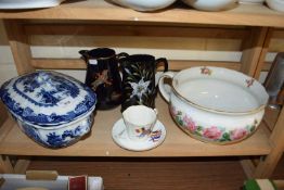 MIXED LOT: FLORAL DECORATED CHAMBER POT, BLUE AND WHITE TERRINE AND OTHER ASSORTED CERAMICS