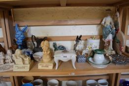 MIXED LOT: VARIOUS ASSORTED ORNAMENTS, CANDLE HOLDERS ETC